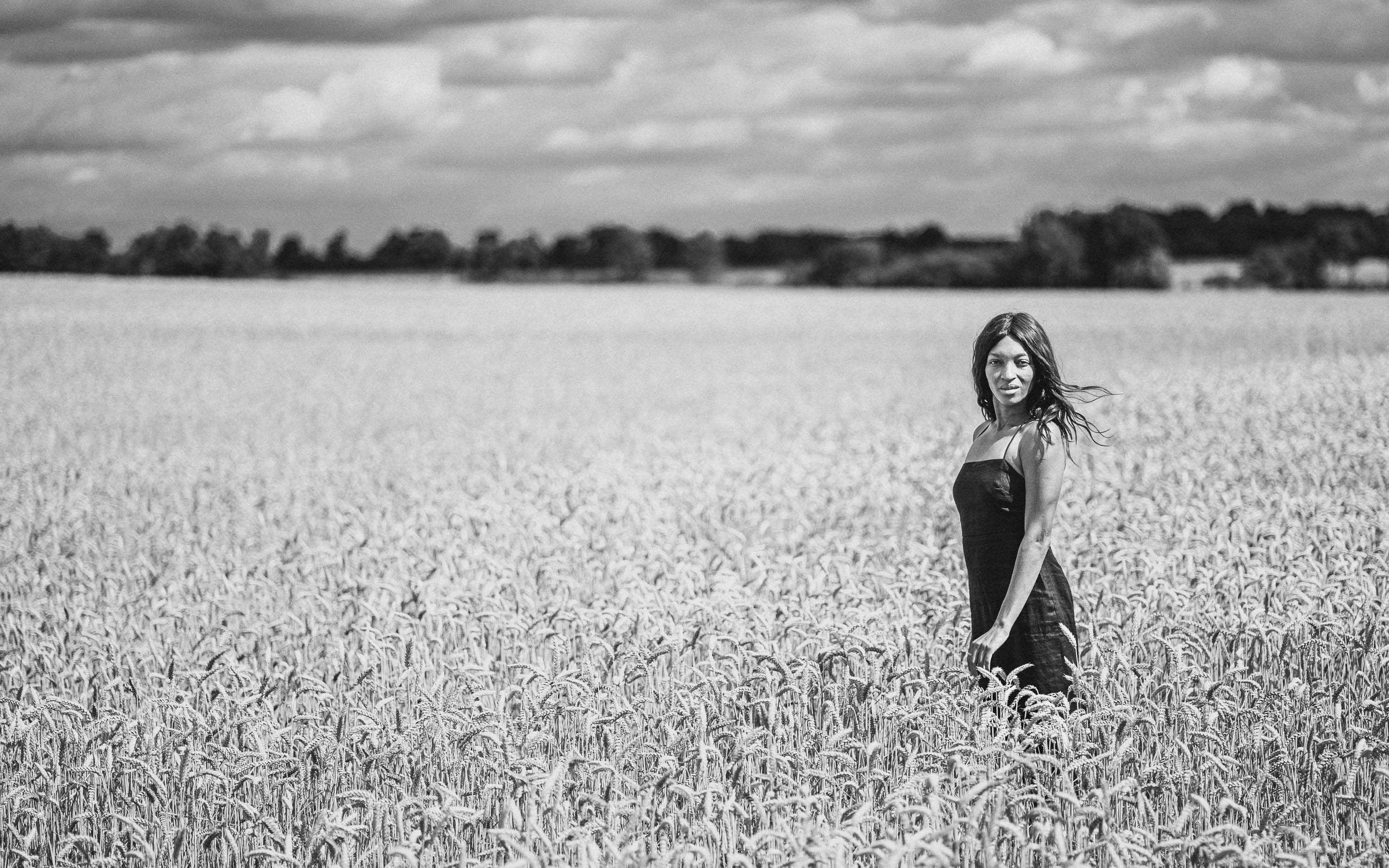 Photographer Munich - cinematic portrait, family and business photography