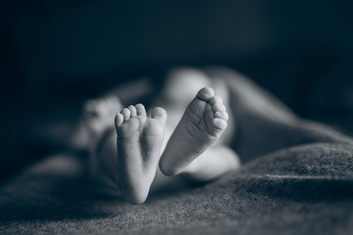 Newborn detail photography Munich - natural baby photos
