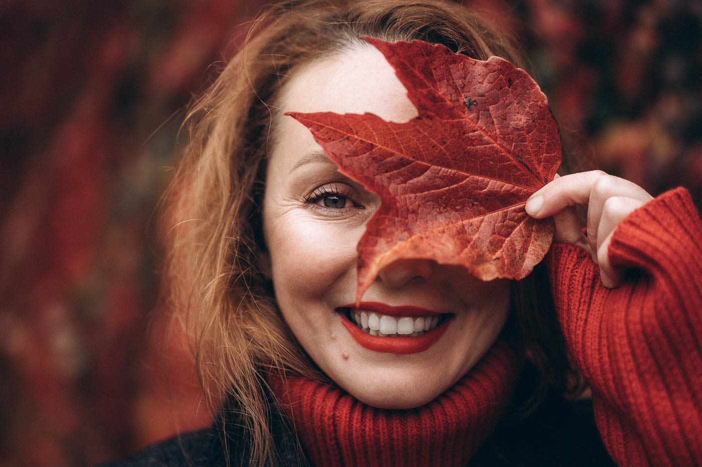 Fine art female portrait photography - dramatic natural light